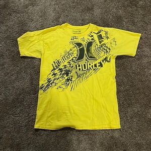 Yellow Hurley y2k skate tee